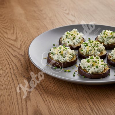 Bouchées d'aubergine au chèvre et herbes